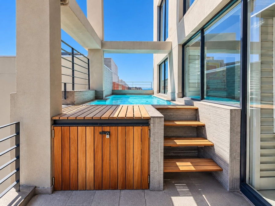 2 Bedroom Property for Sale in Cape Town City Centre Western Cape
